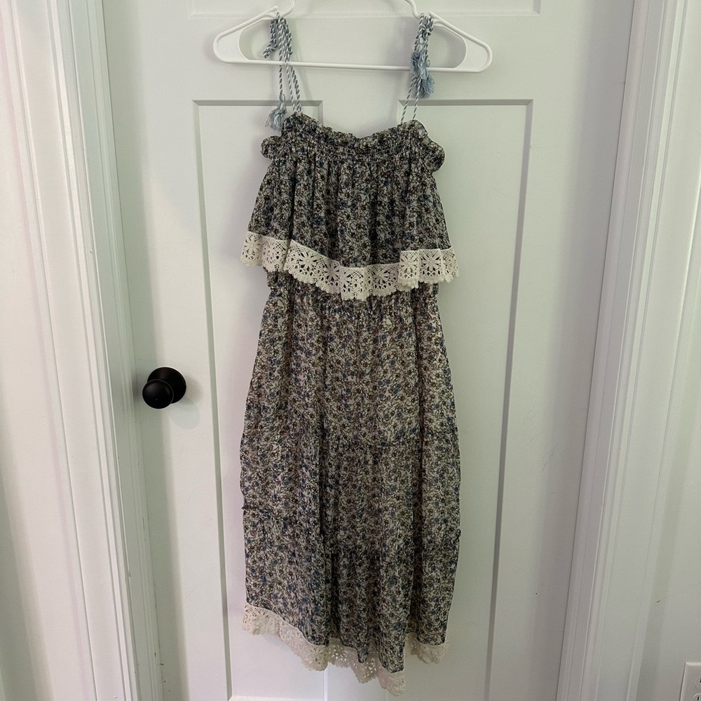 Cupcakes & Cashmere Floral Dress - Size Small